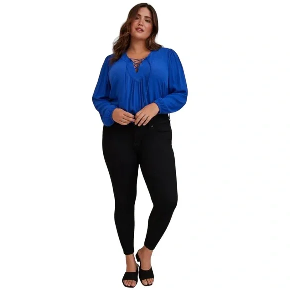NWT Torrid Plus Crinkle Gauze Lace-Up Top Size 0 (12) in Surf the Web (Blue) - Picture 4 of 8